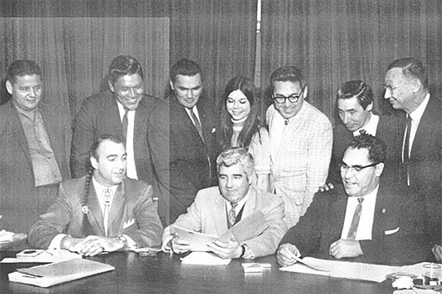 Les peuples des Premières Nations obtiennent le droit de vote