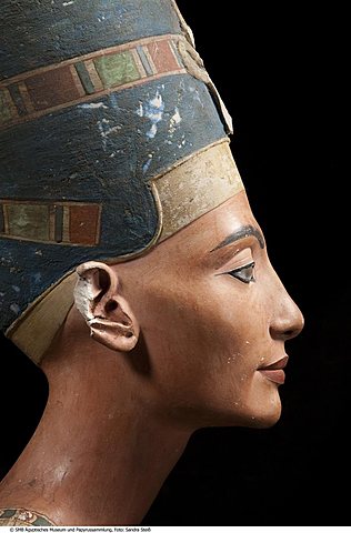 Busto de Nefertiti