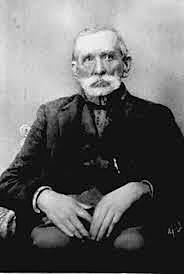 Randle McCoy accuses Floyd Hatfield of Stealing his Hog