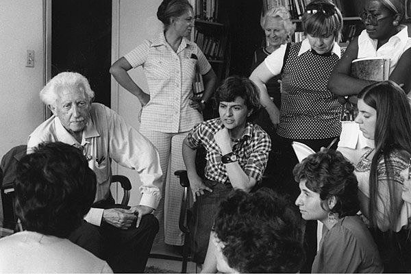 when Erik Erikson moves to San Francisco.