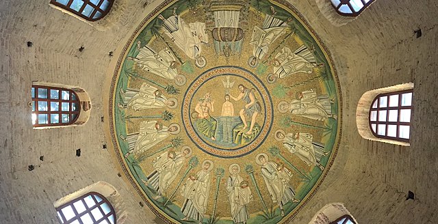 Arte Paleocristiano: arquitectura. Baptisterio de los Arrianos.