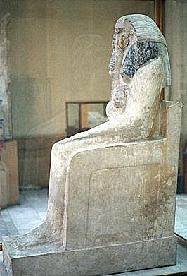 Escultura sedante de Zoser (2528-2520 a.C.)