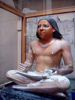 El escriba sentado (2480-2350 a.C.)