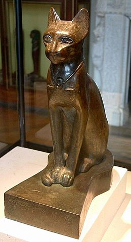 Diosa Bastet, Museo del Louvre, París (664 – 610 a.C.)