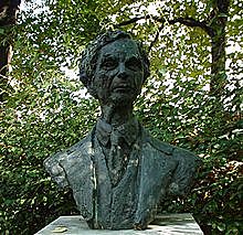 Death of Bertrand Russell