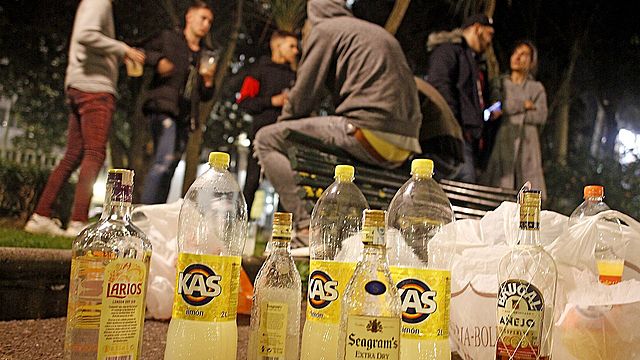 Movimientos juveniles: La aparición del botellón