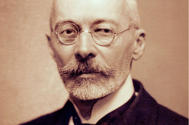 Károlyi Gyula miniszterelnök