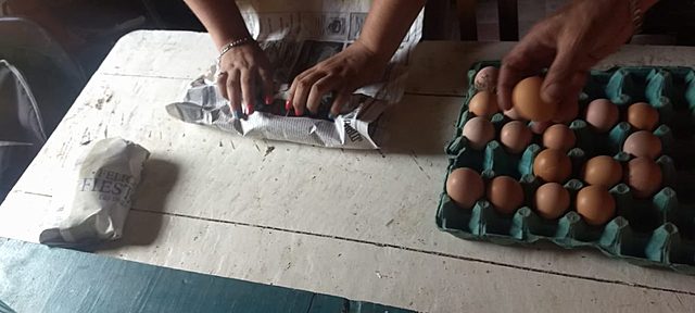 Primeros repartos de huevos de campo