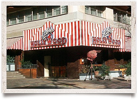 Pirmer Foster's Hollywood en España.