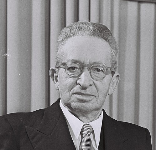 Yitshaq ben Tseví va ser nomenat president del partit politic Mappay