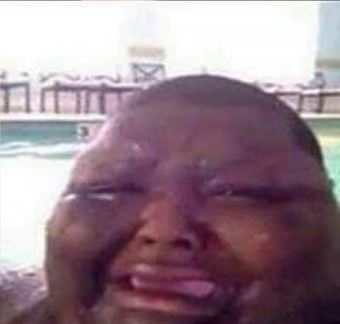 Me caigo y quedo atrapado en un lago por un buen rato :v