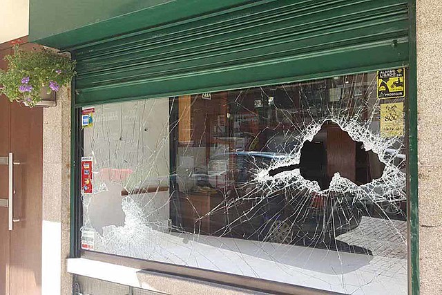 Assaltado  à mão armada a ourivesaria rende 20 mil euros em jóias