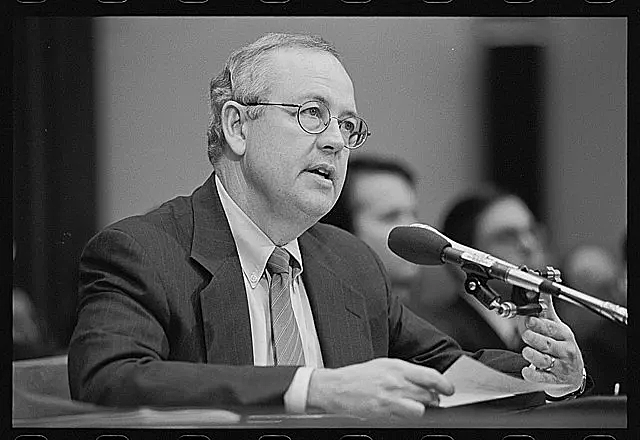 End of 1997-1998: Kenneth Starr