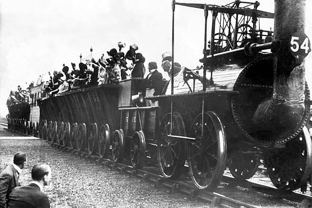 Train steam engine powered