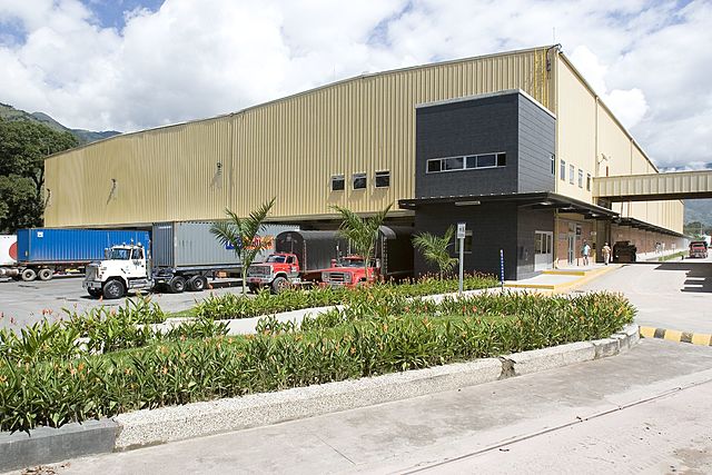 construcción de la Planta Colceramica en Girardota