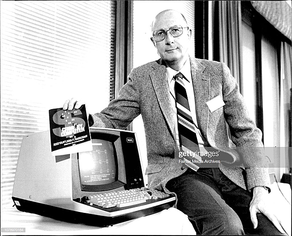 El libro de Donn Parker, Crime by Computer, es quizás la primera descripción del uso de información digital para investigar y enjuiciar delitos cometidos con la ayuda de una computadora.