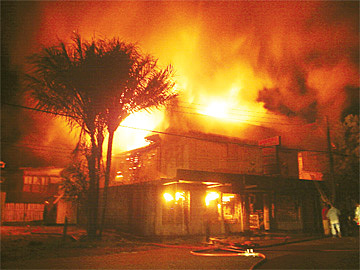 King burns Maverick's store