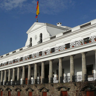 Timeline: Presidentes izquierdistas del Ecuador de fines del siglo XX y principios del XXI