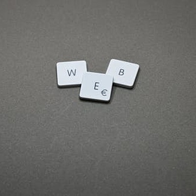 Timeline: De la Web la 1.0 a la 4.0 según Pilar Fuentes