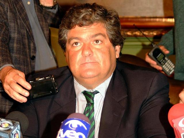 Se crea la Comisión para la paz