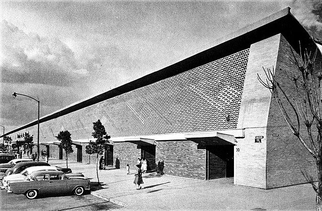 Se vuelve a inaugurar el mercado