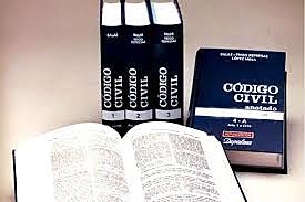 Revisión de códigos civiles.