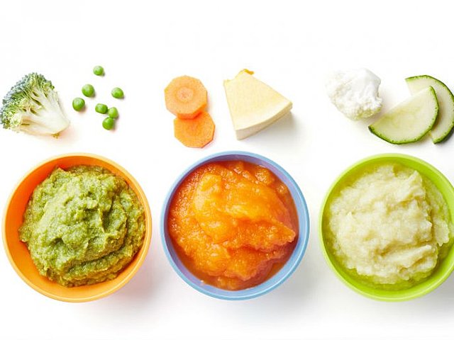 Empiezo a comer (cosas sólidas )