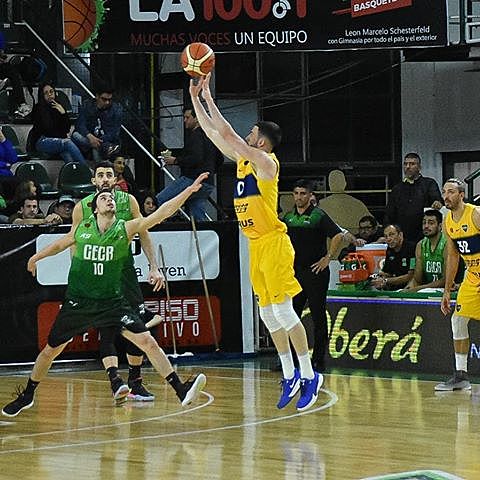 Fuimos a jugar nuestro primer partido