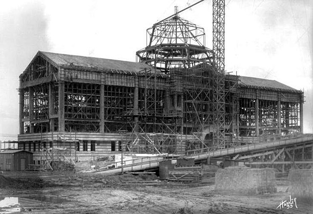 The construction boom ends.