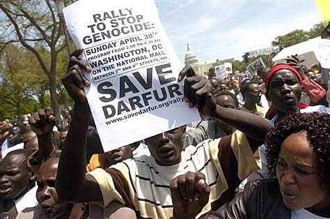 Activists rally in major cities around the world calling on Sudan to allow UN peacekeepers into Darfur.