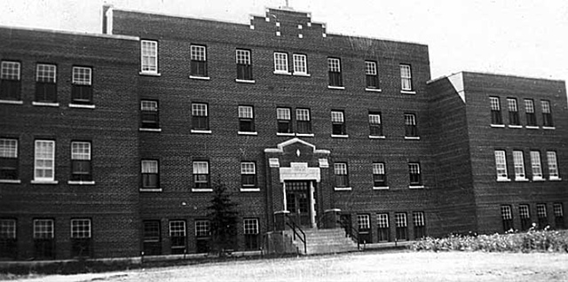 Fermeture du dernier pensionnat Autochtones