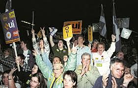 Manifestation pour la tenue d'un référendum au Québec