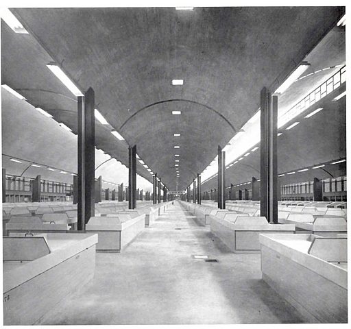 Construcción de los primeros edificios mercado