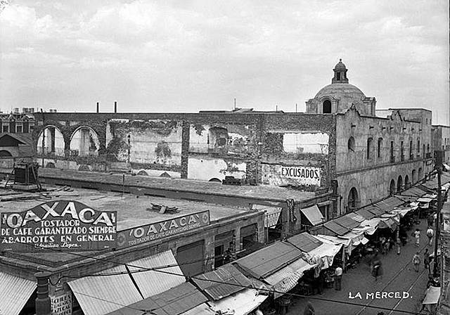 Porfirio Diaz inaugura el "antiguo" edificio de la merced