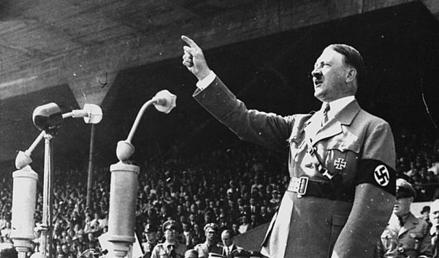 Hitlers vei til makten og Hitlers ideologi