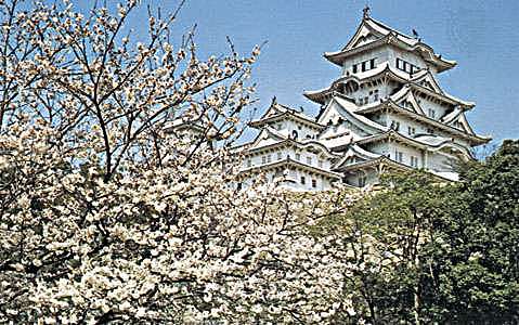 Azuchi-Momoyama Period ( 1573-1603)