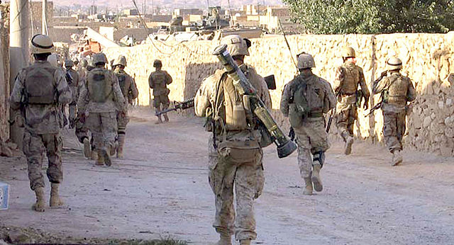 Attaque d'une base militaire américaine