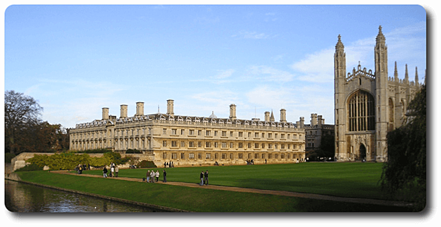 Comienza la carrera de teología en Cambridge