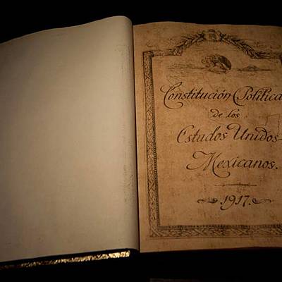 Timeline: CONSTITUCIÓN MEXICANA