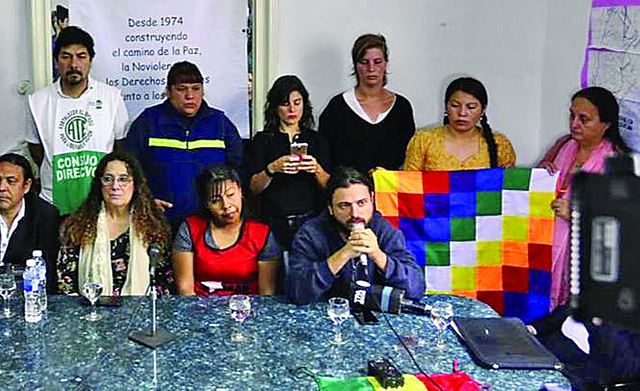 Agreden a activistas argentinos que llegan para hacer un informe