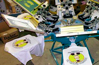 Uso masivo de serigrafía sobre papel