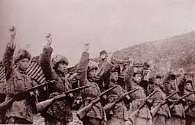 Chinese forces cross Yalu and enter Korean War