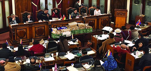 La Asamblea Legislativa designa a seis vocales del Tribunal Supremo Electoral