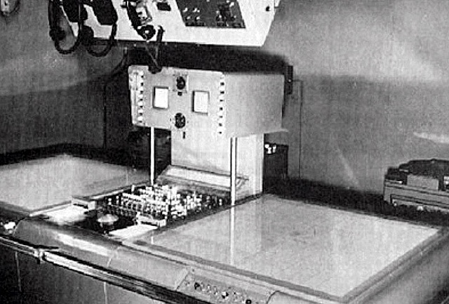 Nace el trackball, el precursor del ratón