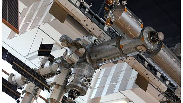 Assembly of ISS begins
