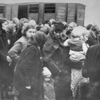 Timeline: Holocaust