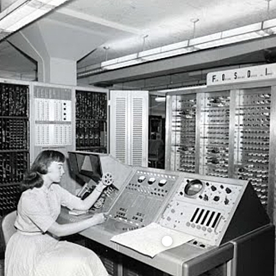 Timeline: Generaciones de ordenadores