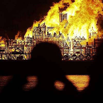 Timeline: The great fire of London Wikipedia (1666)