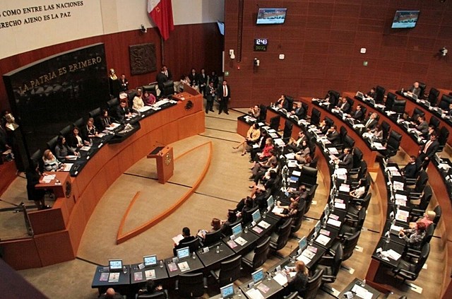 Efectos constitucionales conducentes.