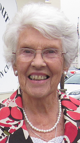 Doris Lillian Herbert born. London